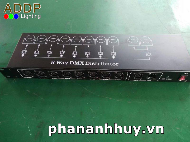Thiết bị nâng tín hiệu DMX 8 cổng Distribution Splitter