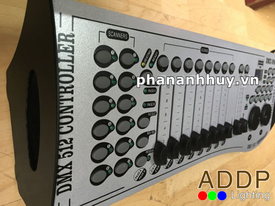 Bàn điều khiển ánh sáng DMX 240A