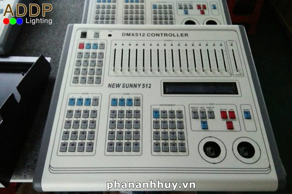 Bàn điều khiểu ánh sáng DMX 512 New Sunny