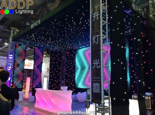 Màn sao sân khấu bóng LED kích thước 4m x 6m