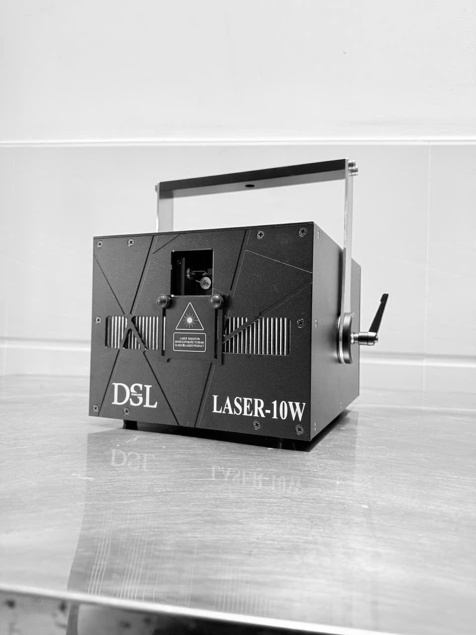 Test Hàng 2 Cây Laser 10W – Hiệu Ứng Ánh Sáng Cực Đẹp