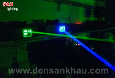 Đèn laser beam quét 1 tia cho Bar - Vũ trường 4