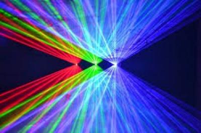 Đèn laser trang trí siêu đẹp 1