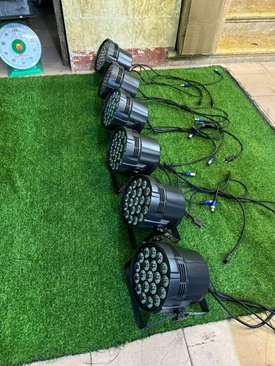 Đèn PAR LED Full Màu 20 Bóng – Hiệu Ứng Ánh Sáng Sân Khấu Chuyên Nghiệp 2